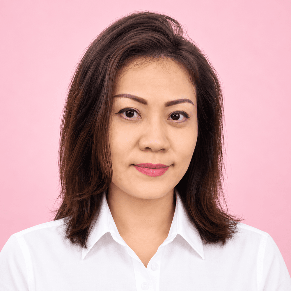 Eveline Ang, Copywriter at PGrowth